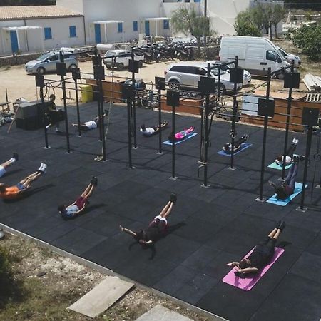 Plaia Resort Фавиняна Екстериор снимка
