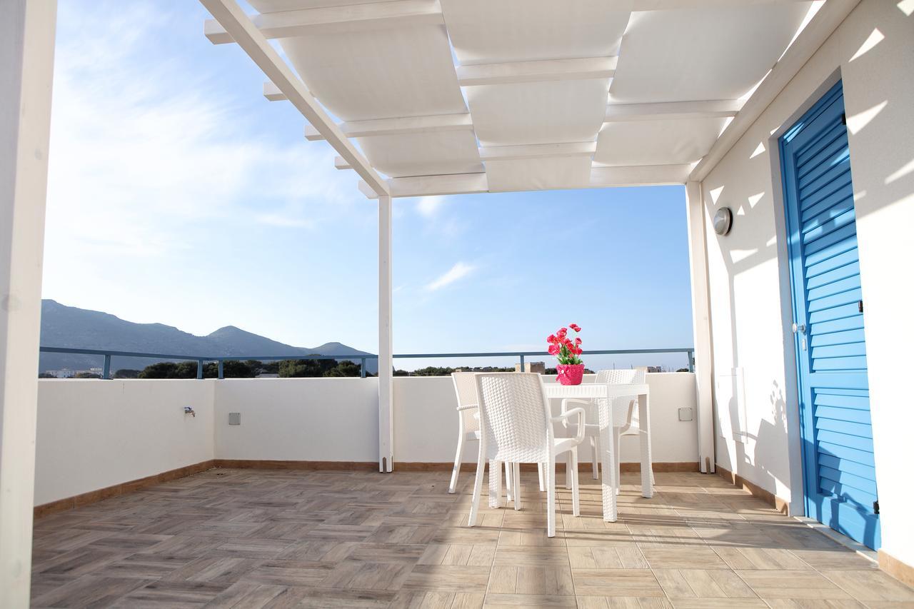 Plaia Resort Фавиняна Екстериор снимка