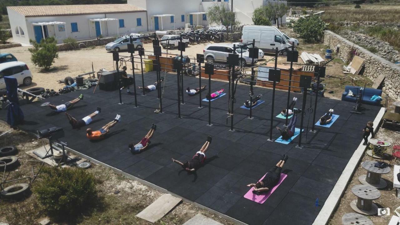 Plaia Resort Фавиняна Екстериор снимка